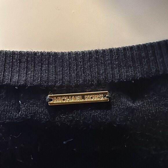 MICHEAL KORS STUDDED  V NECK ASTOR DRESS - Picture 10 of 11